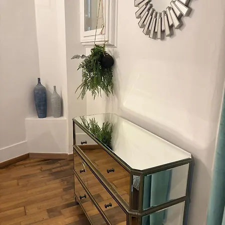 Apartment Tour Eiffel Marois *